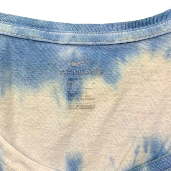 Nike Athletic T Shirt - Picture 3 of 3